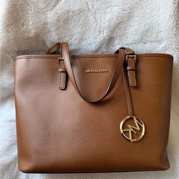 Michael Kors Handbags - Michael Kors Jet Set Travel Large Saffiano Leather Tote – Luggage